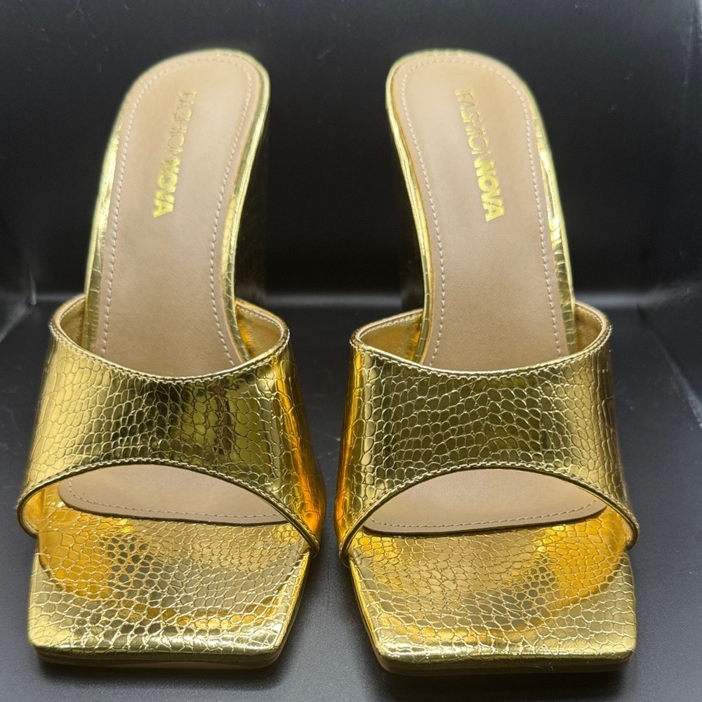 Fashion Nova Shimmering Gold Heels